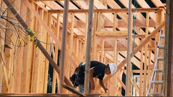 UBS Building and Building Products analyst David Goldberg on investing in the housing market.