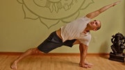 Thirty-year-old Ari Meisel nearly died from complications of Crohn’s disease and was taking  pills a day. Learn how he took control of his condition and is now living a healthy life without any medications