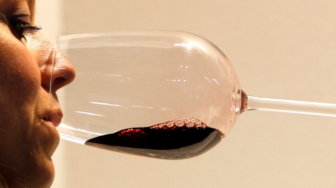 wine, wine drinking, wine glass, red wine