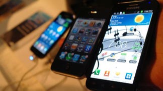 Many consumers don't realize the true costs of subsidized phones, according to one T-Mobile exec, who also believes it hurts the market.Does he have a point?