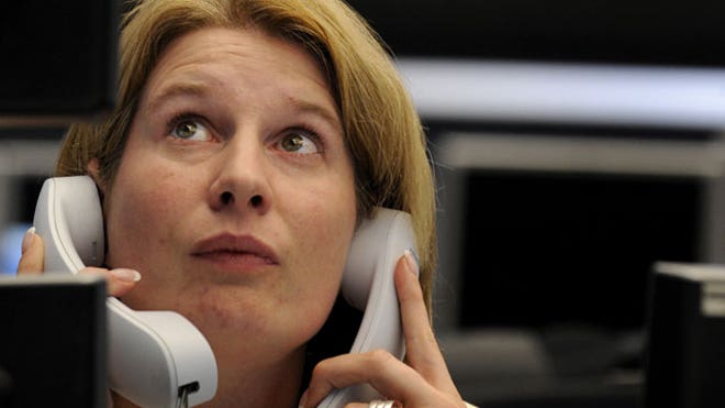 DAX-Trader-002-on-Phone