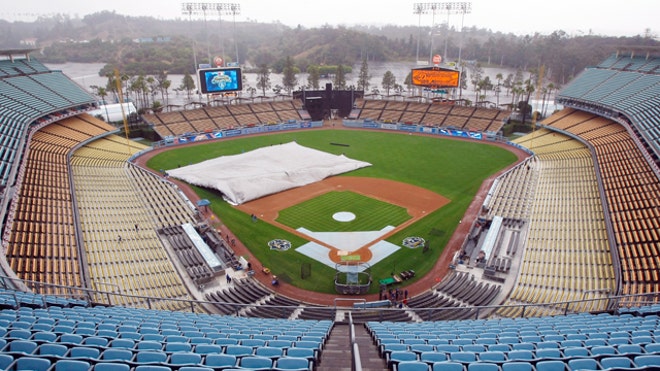 Dodgers Stadium Empty