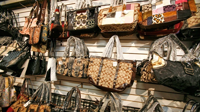Handbags-Purses-Pocketbooks-Retail-Store