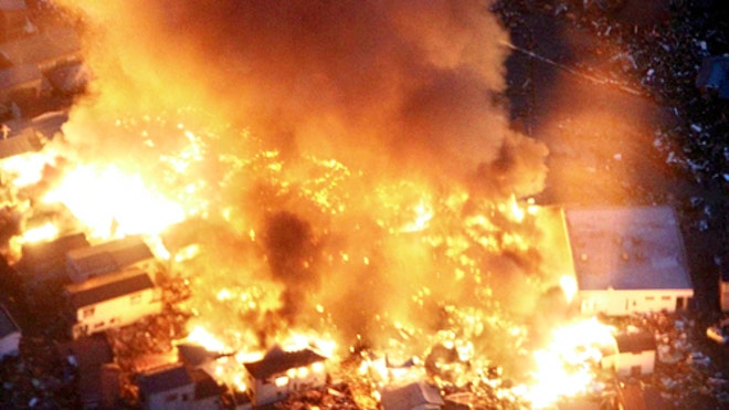 Jpana-earthquake-burning-houses