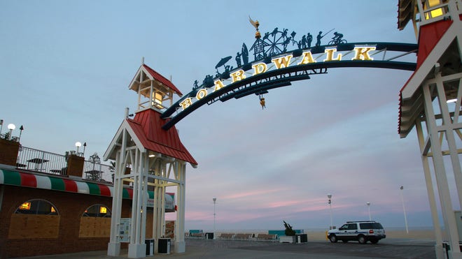Maryland-OceanCity-boardwalk