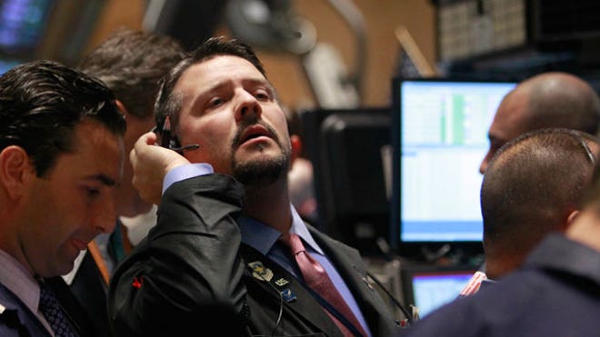 NYSE-Trader-027-Looking