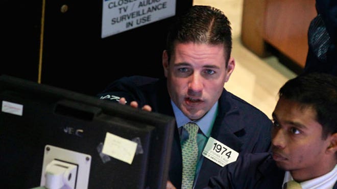 NYSE-Trader-059-Watching-Screen