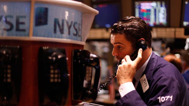 NYSE-Trader-066-Phone