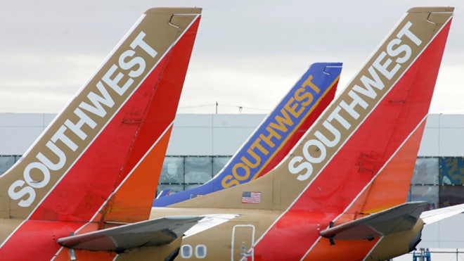 Southwest-Airlines-planes-preparing-for-departure