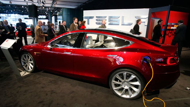Tesla-Motors-Electric-Car-Auto-Show