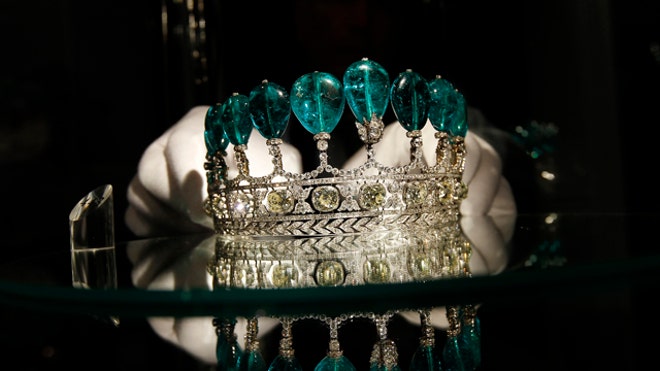 Tiara