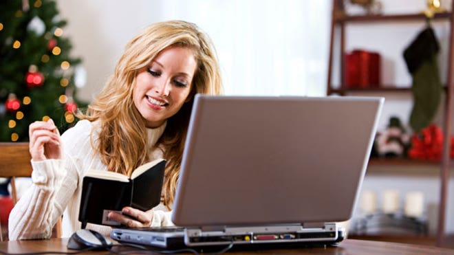 Woman-Shopping-Online-Holidays-Black-Friday