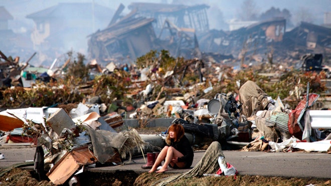 japan-quake-woman-cries