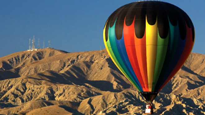 palm-springs-CA-balloon