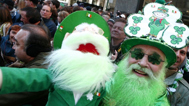 st-patricks-day-reveler-puppet