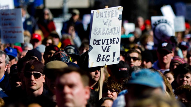 wisconsin-protest-state-capitol