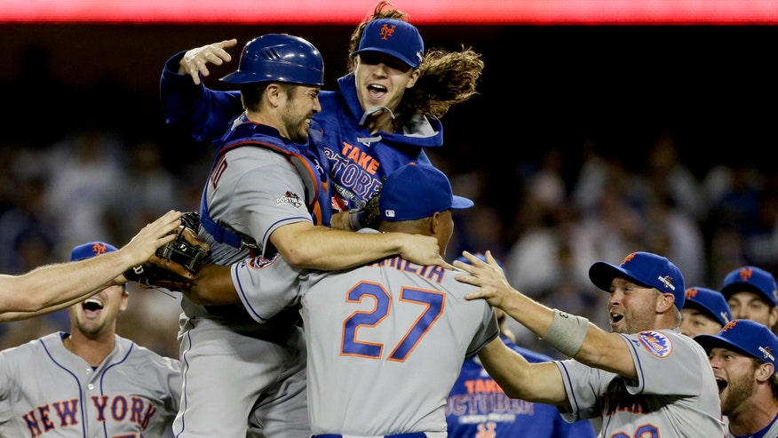 New York Mets celebrate 2015 NLDS clincher