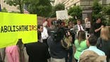 FBN’s Peter Barnes reports on protests by Tea Party activists against the IRS.