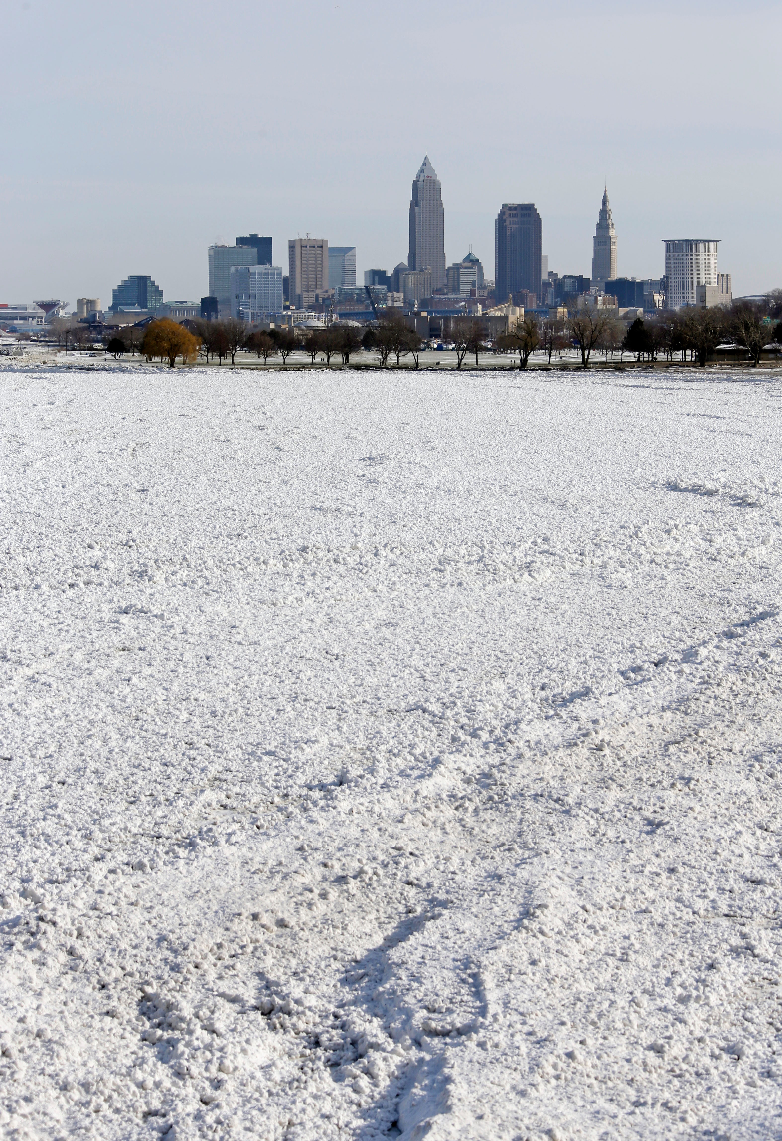 Scientists: Weather plays big role in Lake Erie 'dead zones' - Fox News