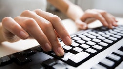 Hotels, restaurants and other businesses that depend on good customer service reviews have all grappled in recent years with how to respond to feedback on social media.