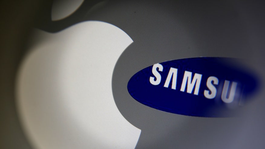 SamsungApplepic1.jpg