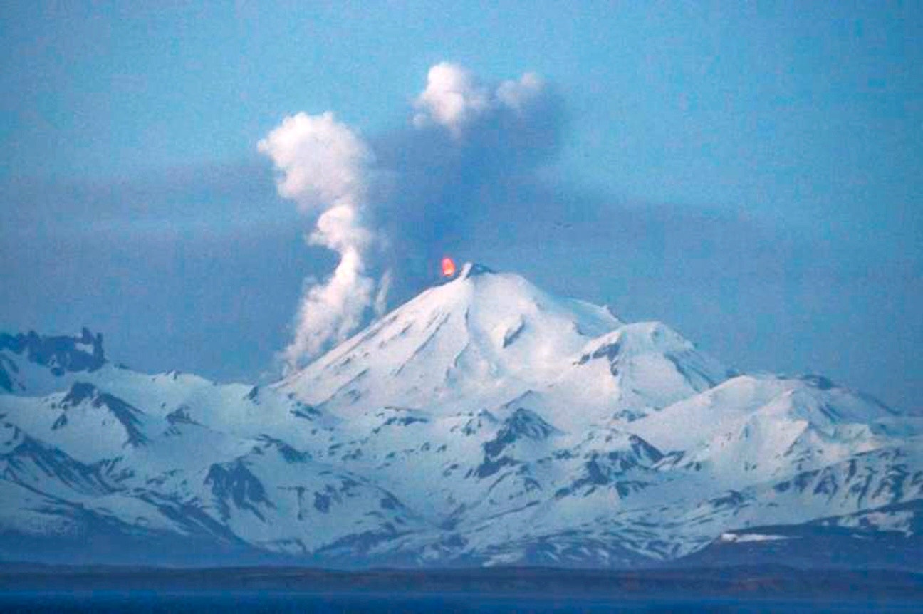 Remote Alaska Volcano Erupting With Lava And Ash Fox News