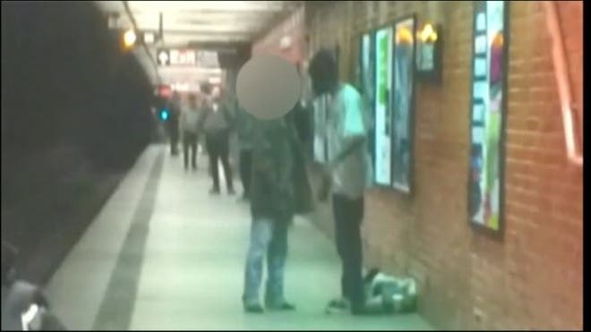 Man dies after reportedly being pushed onto NYC subway tracks ...