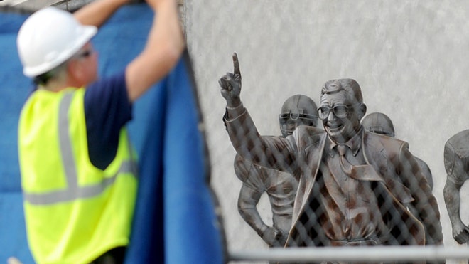 PaternoStatueDown.JPG