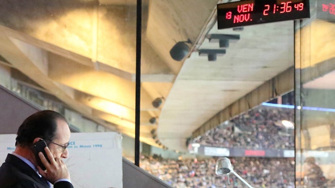 Paris suicide bomber tried to enter stadium