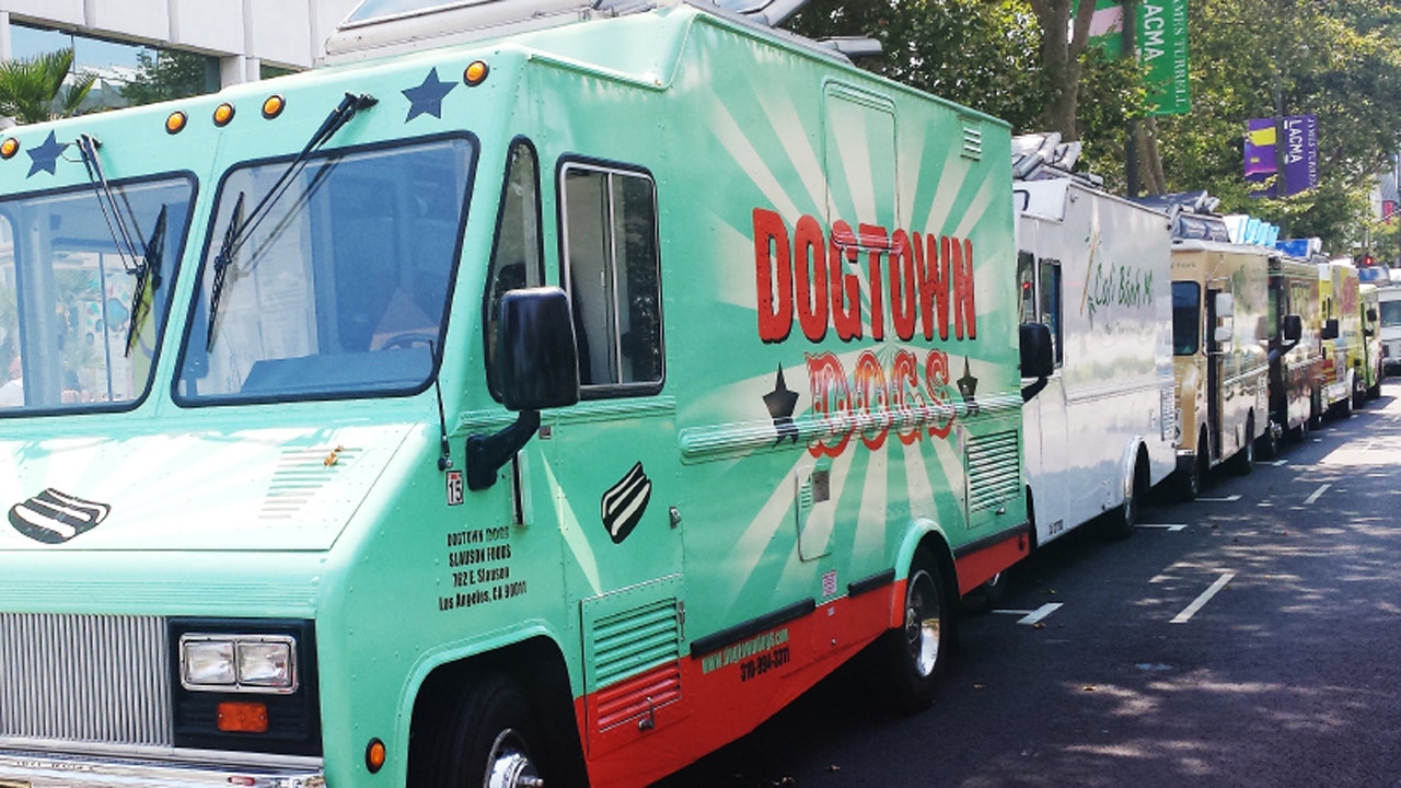 Nearly 30 percent of Los Angeles food trucks face sanitation problems, report finds - Fox News