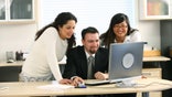 Men and women donrsquot see eye to eye on the benefits of virtual communication.