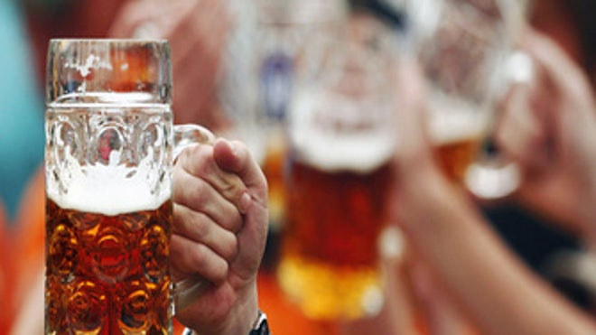 012810_MLB_alcohol_JA_20100128212557_335_220