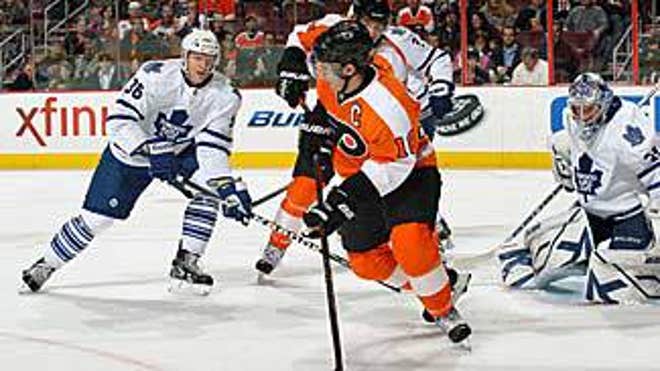 richards_flyers_skates_vs_leafs_325x183