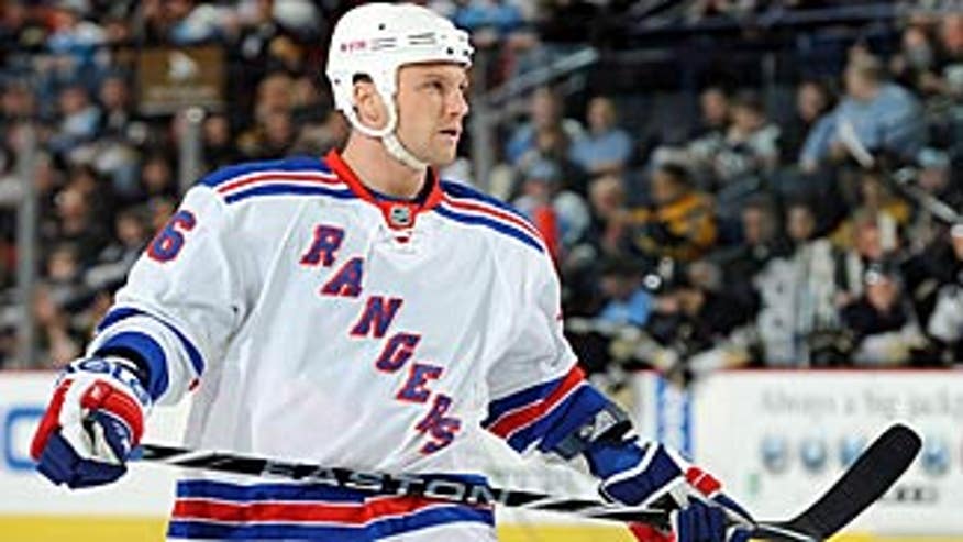 avery_sean_rangers_skates_325x183