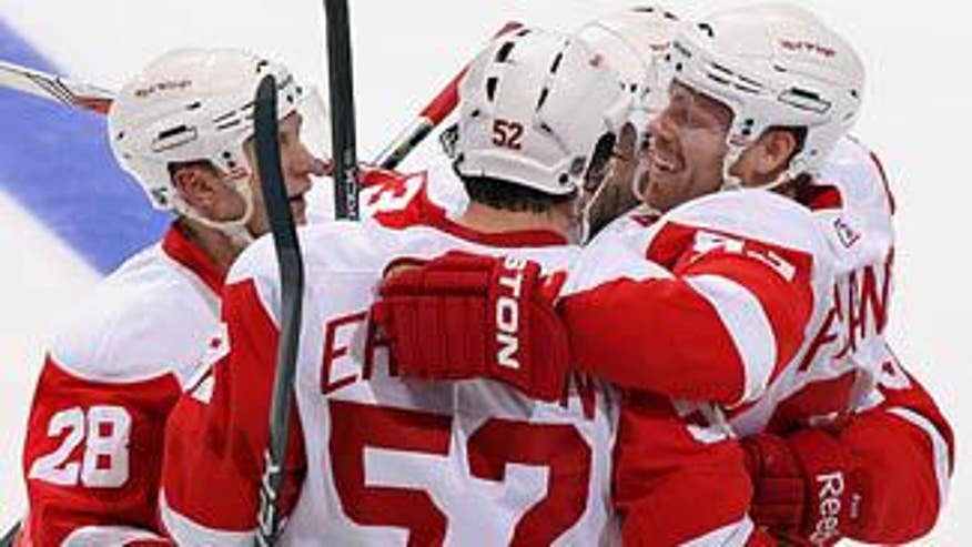 franzen_celebrates_325x183