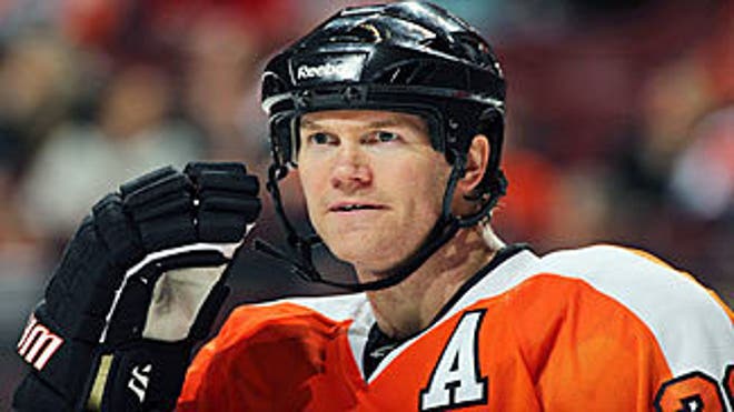 pronger_flyers_looks_on
