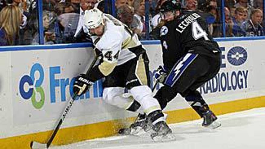 orpik_pens_vs_lightning_325x183