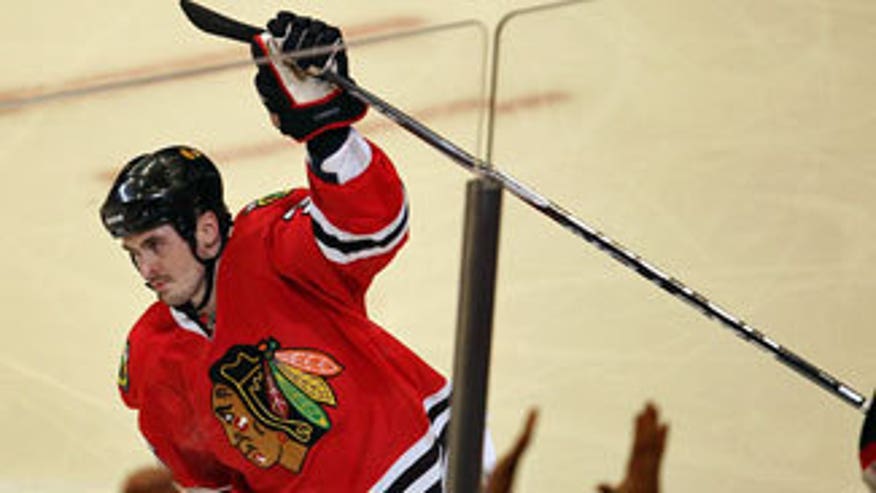 bolland_hawks_celebrates_325x183
