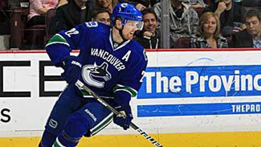 sedin_daniel_canucks_action