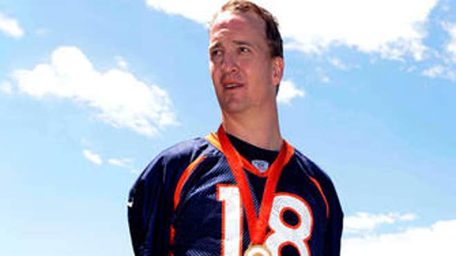 060612-NFL-OLYMPIC-IDEAL-JW-PI_20120606152011643_335_220