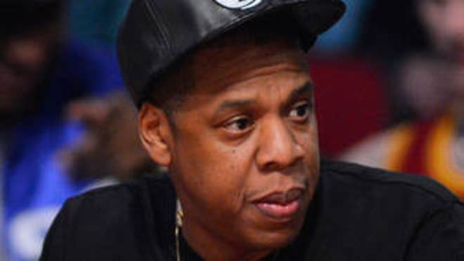 042413-MLB-jay-z-PI-AM_20130425024303753_335_220