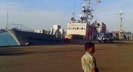 India arrests crew of US ship on weapons charges