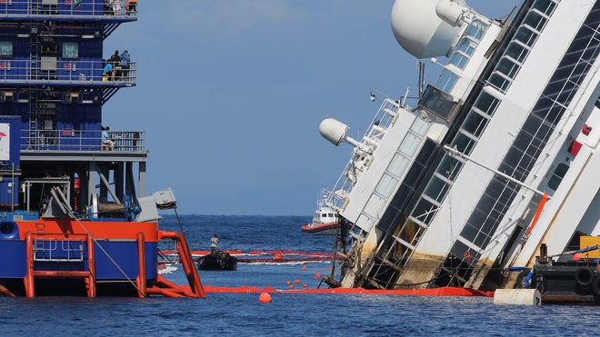 Italy Ship Aground_Leff [1).jpg