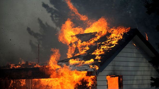 Wildfire near Reno destroys more than 20 homes | Fox News