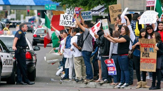 immigprotest12.jpg