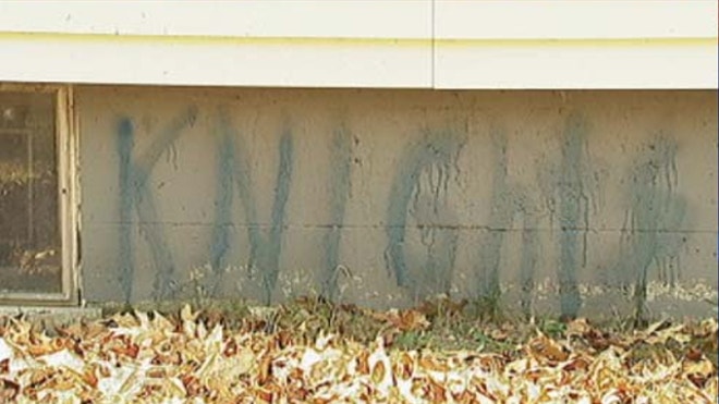 knightsgraffiti12.jpg