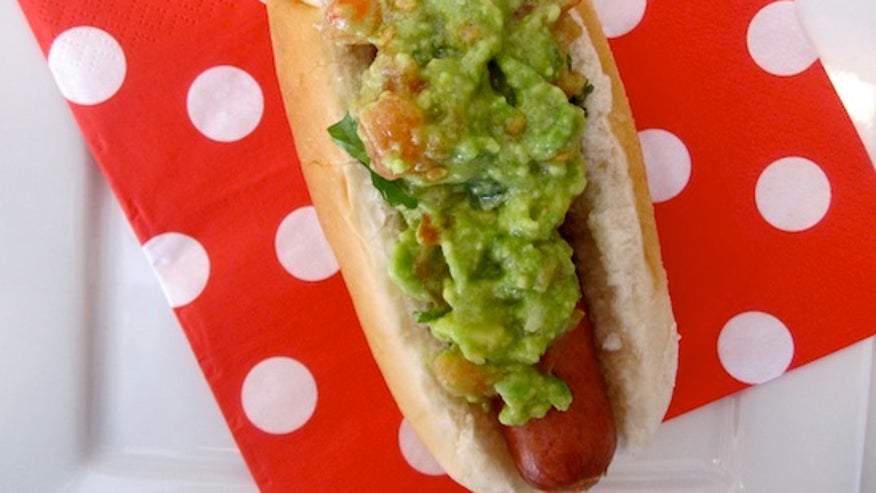 Hot-Dog-with-Guacamole.jpg