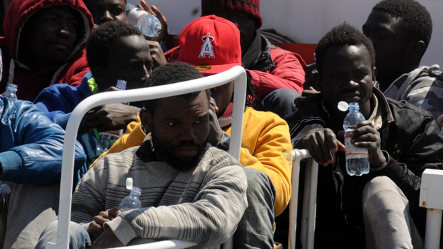 Italy Europe Migrants_Cham640360.jpg
