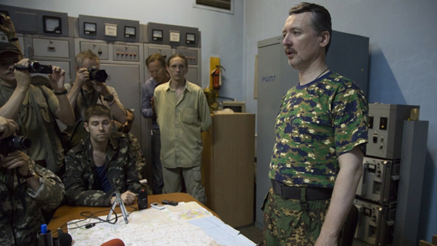 Double blow for Putin as EU adopts tough sanctions, Ukraine rebels suffer setbacks