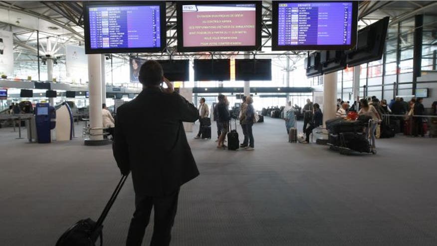 airportcheckinap.jpg